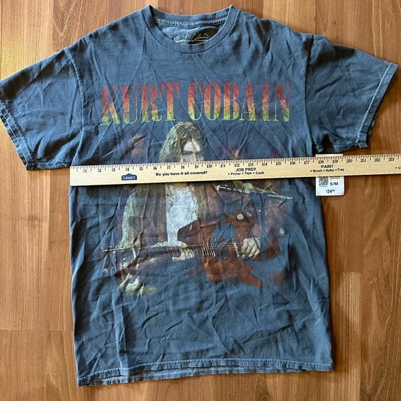 NWT Distressed Kurt Cobain T-shirt size small Nirvana 🎸 - Picture 4 of 8